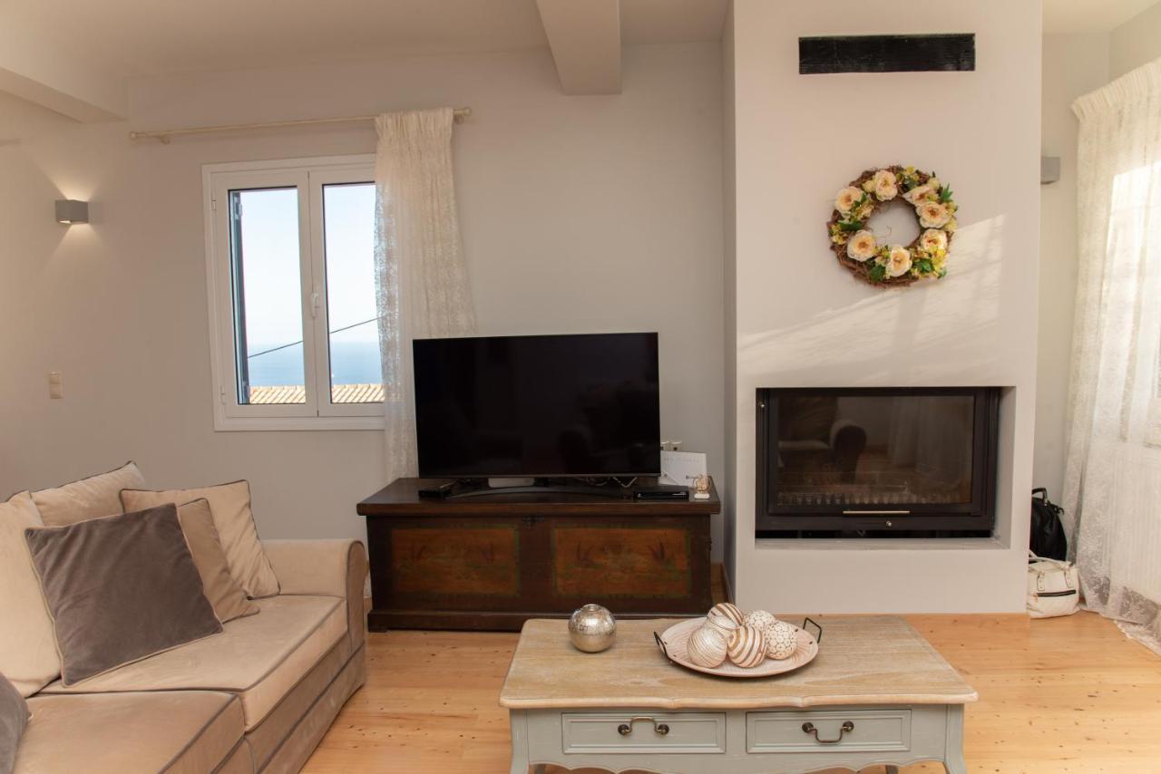 Villa Markezinis Lákones