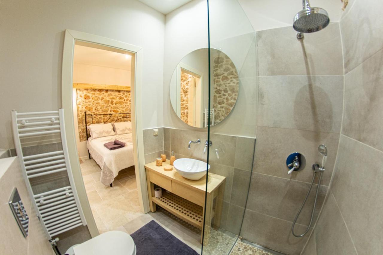 Markezinis Villa Lákones